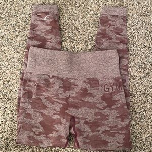 Gymshark Maroon Camo Leggings Sz Small